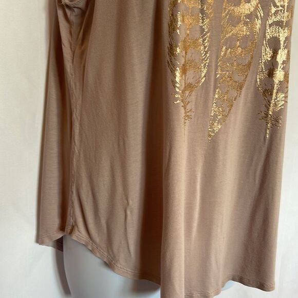 Sleeveless feather tee size XL - Picture 6 of 10